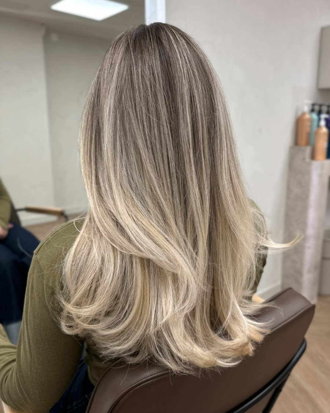  HAIR PAINTING
